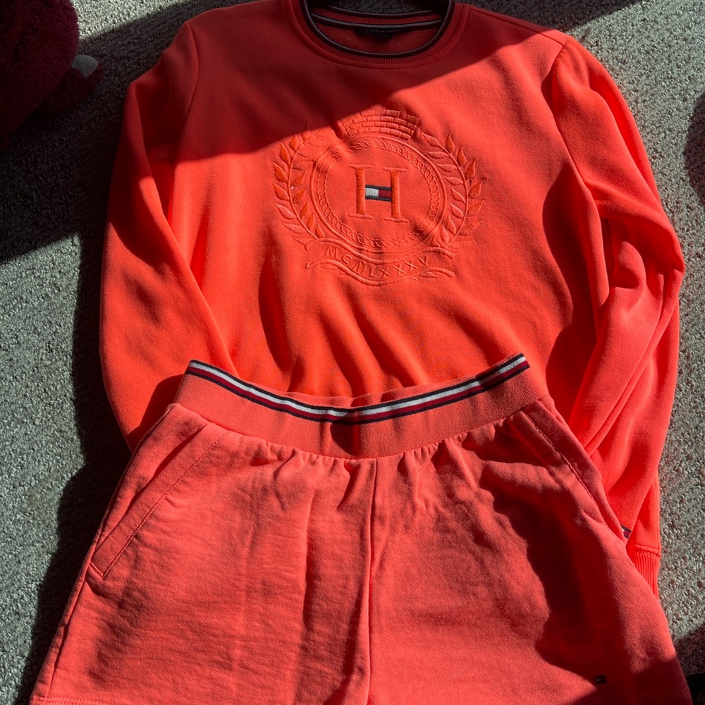 Tommy Hilfiger neon orange set xs small s top